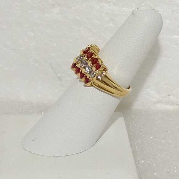 VINTAGE 14K RUBY & DIAMOND RING - Picture 4 of 7